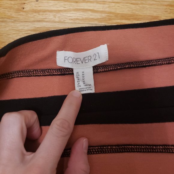 Striped Skirt - Picture 4 of 4